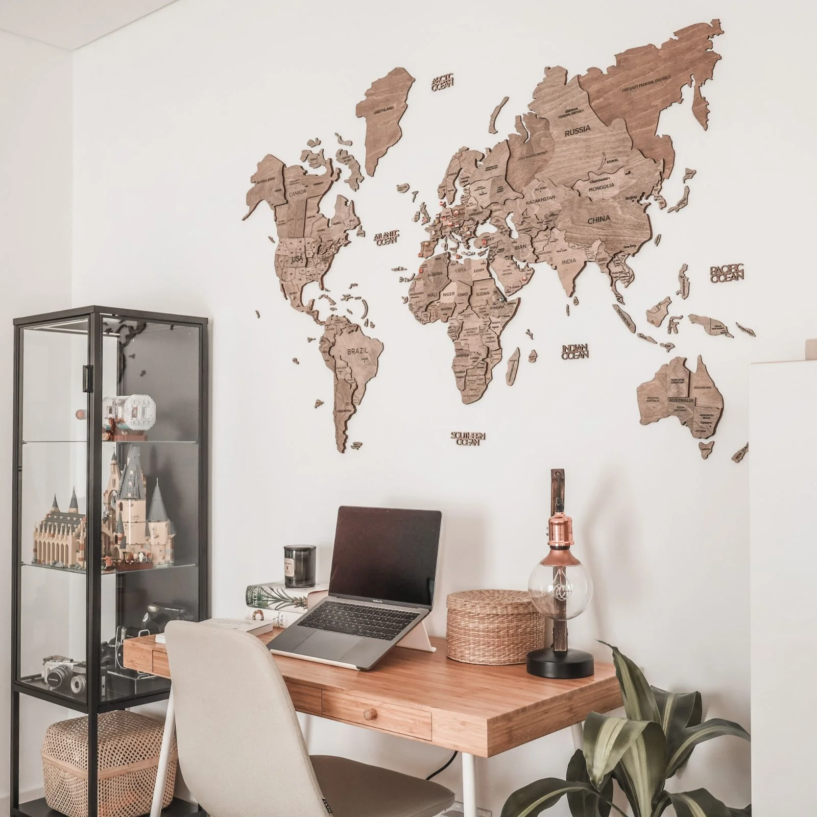 3D Wooden World Map Terra - Image 3